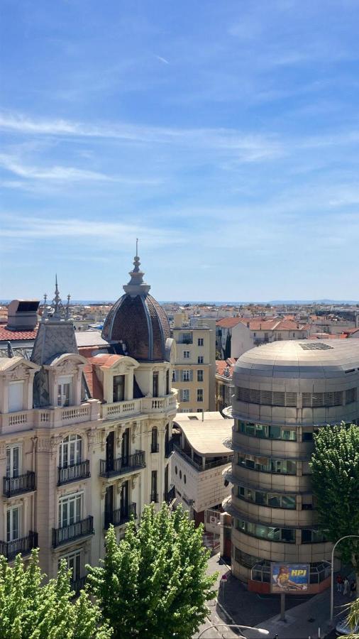 Appartement 2 Pieces En Etage Eleve, Centre-Ville Au Calme, Petite Vue Mer Nice Exteriér fotografie
